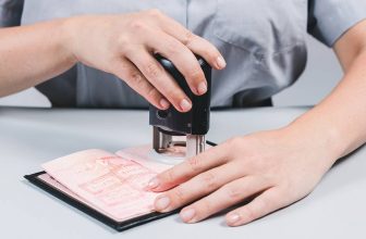 Ограничения и запрет на выезд должников зарубеж: что поменяется, как можно выехать